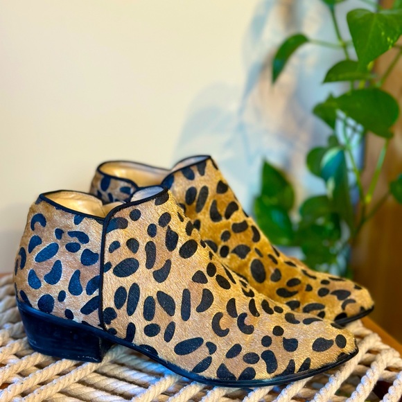 Leopard print pony hair booties - Picture 1 of 8